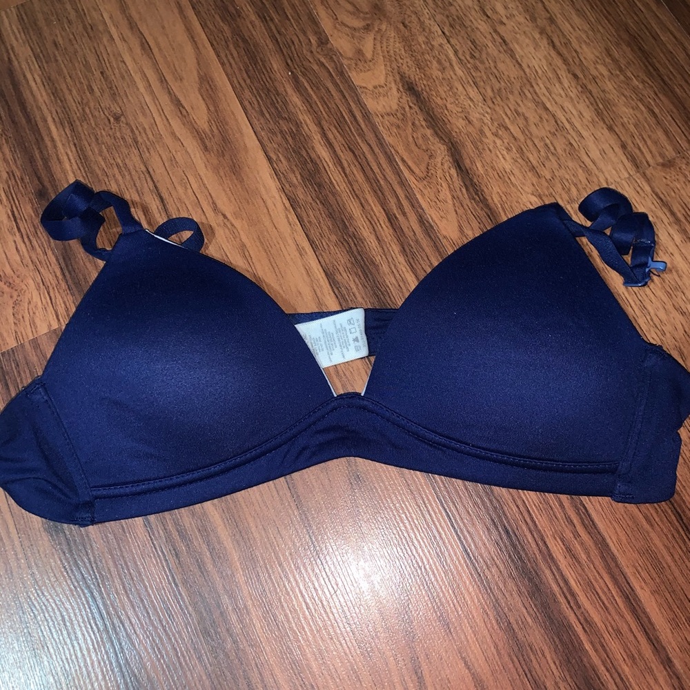 bras - Picture 8 of 8